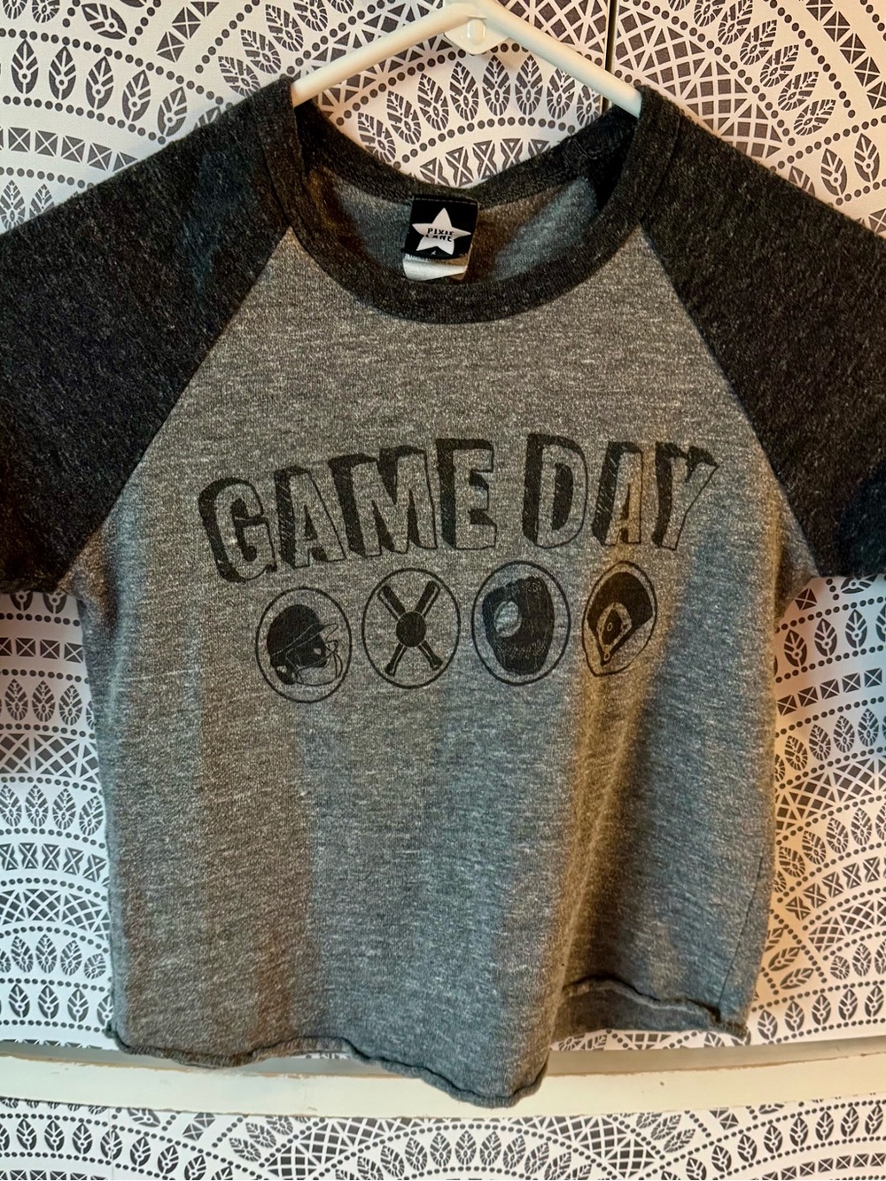 Pixie Lane - Boys’ size 6 Game Day Long Sleeve Tee - gray and Charcoal EUC